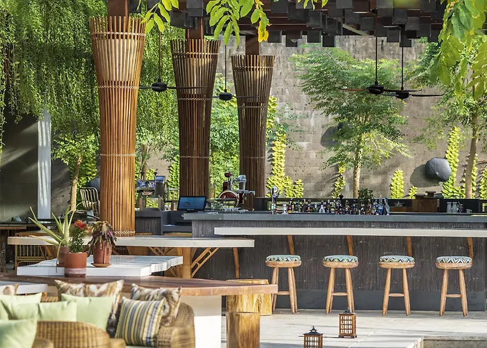 Andaz Bali, By Hyatt 5* サヌール